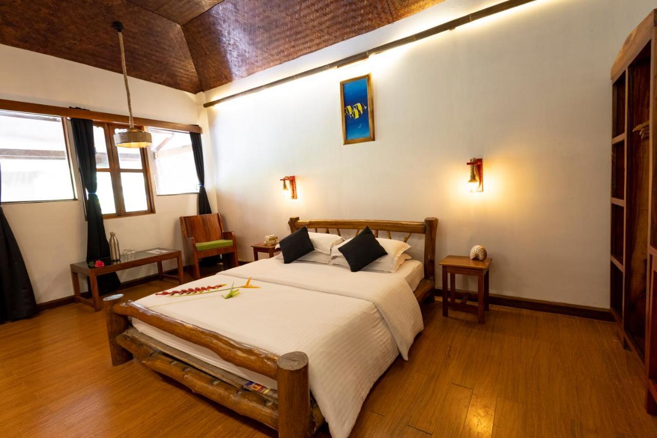 Hotel Wild Orchid Kala Pathar Beach Exteriér fotografie